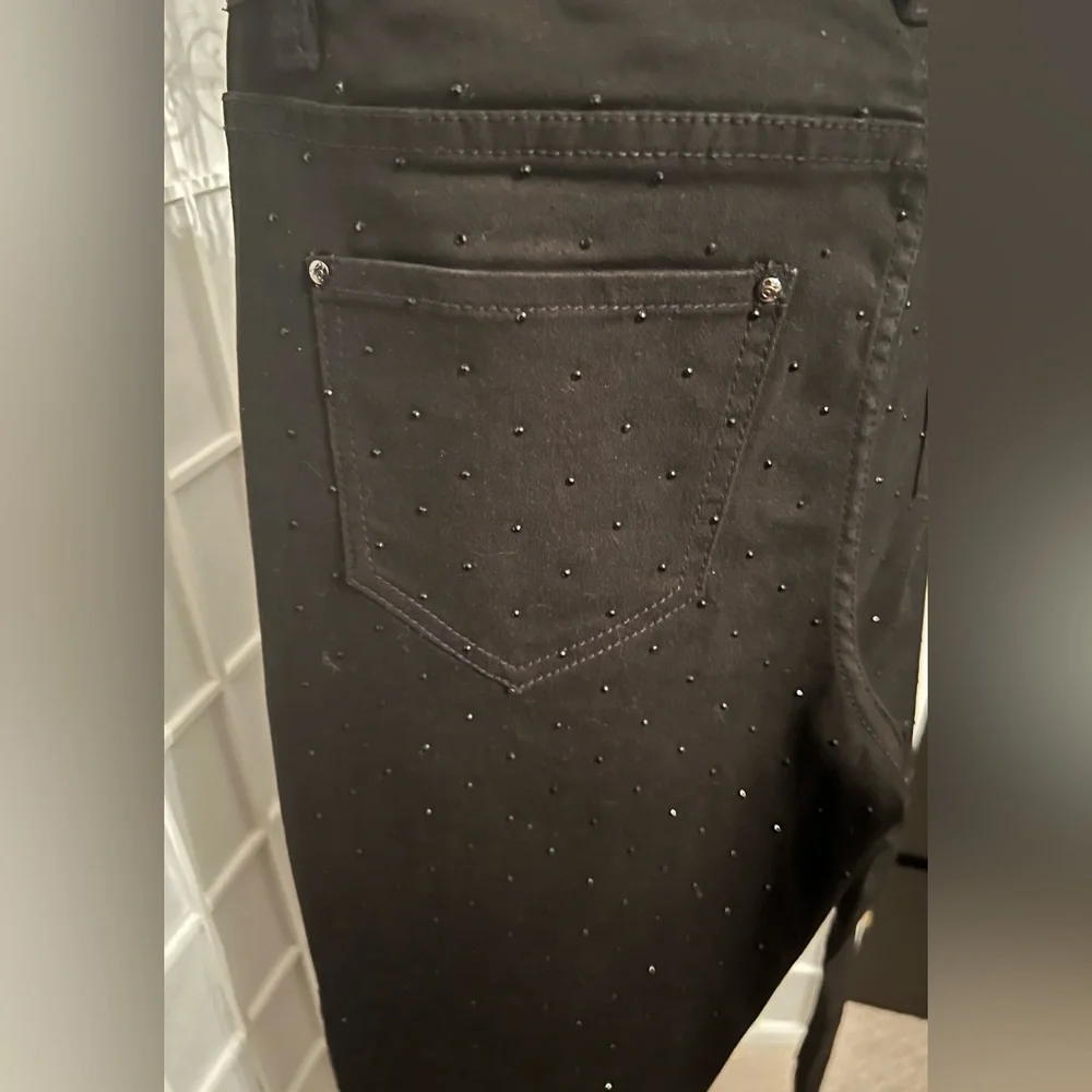 CACHE Black Denim Studded Black Bead/Stud Jean Pants Size 2 - Picture 9 of 12